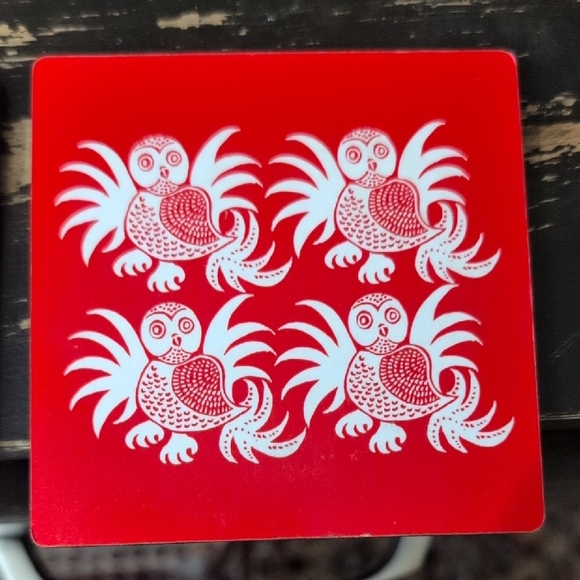 Red and White Owl Pattern Cards - Picture 2 of 4